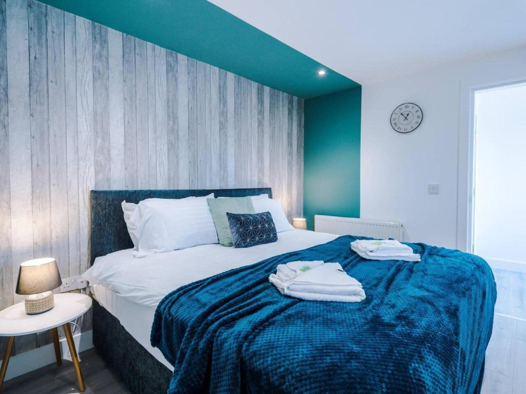 The Ecclesian Deluxe Apartments Near Trafford Centre Eccles Train Station Manchester Buitenkant foto